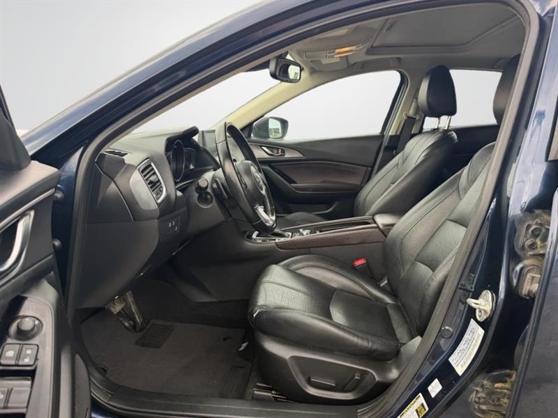 mazda Mazda3 2018 - 9