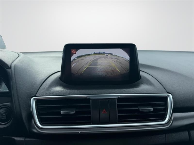 mazda Mazda3 2018 - 15