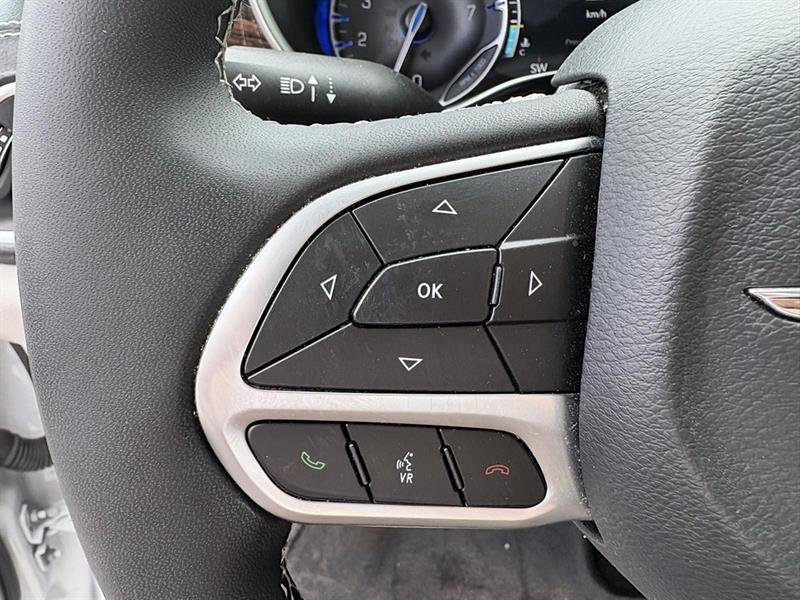 chrysler Pacifica 2024 - 18