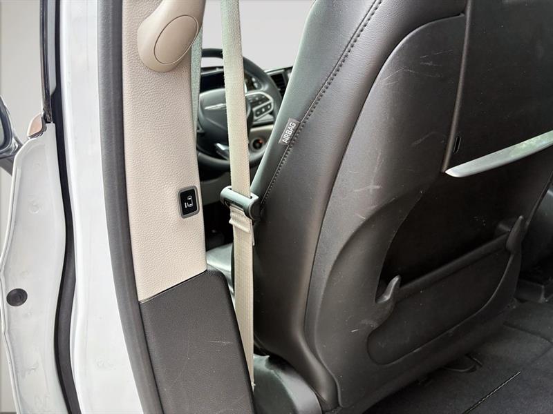 chrysler Pacifica 2024 - 43
