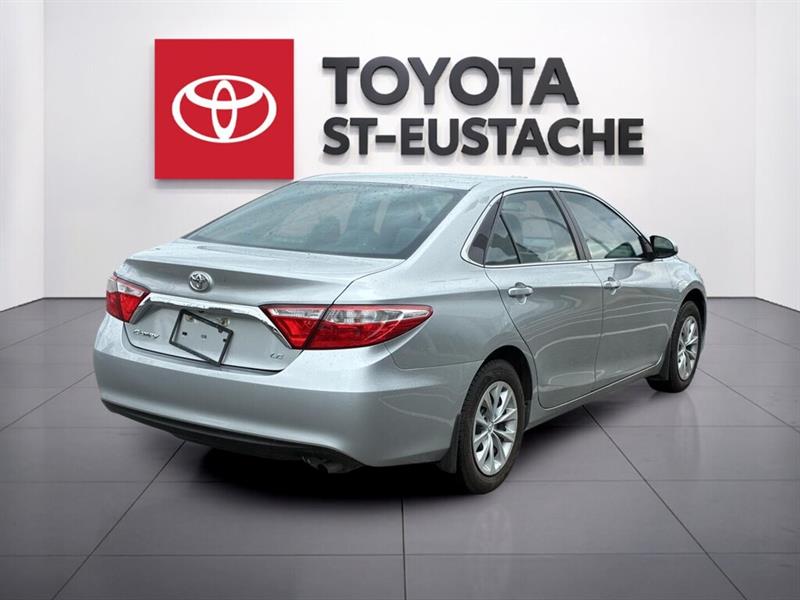 toyota Camry 2017 - 3