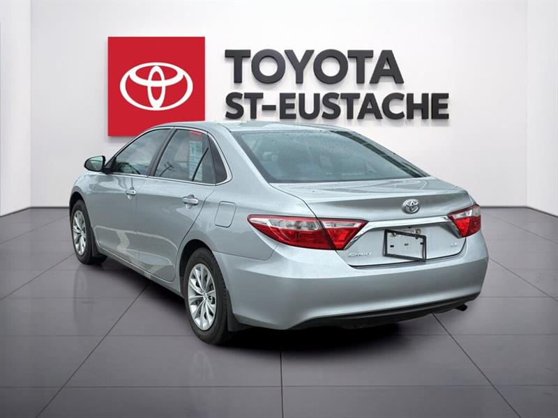 toyota Camry 2017 - 4