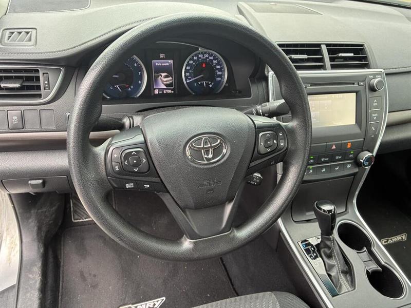 toyota Camry 2017 - 9