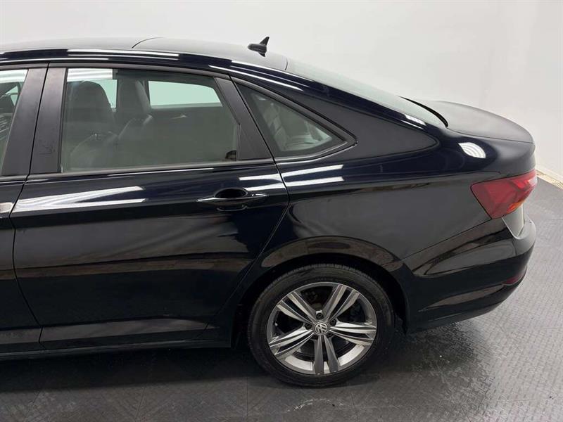 volkswagen Jetta 2019 - 3