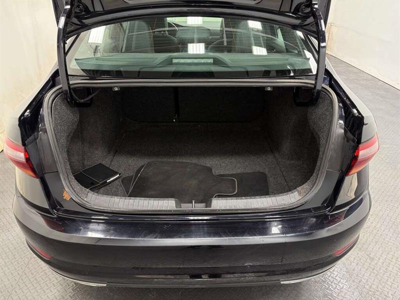 volkswagen Jetta 2019 - 6