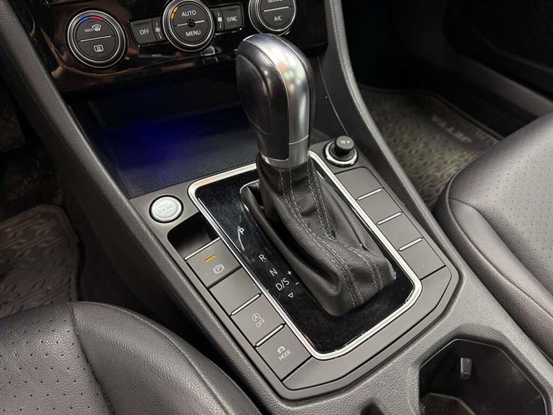 volkswagen Jetta 2019 - 23