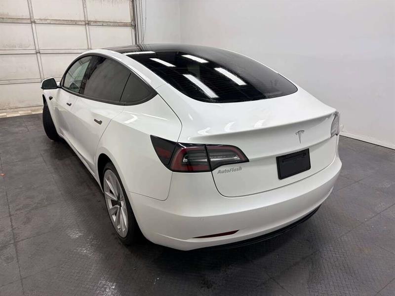 tesla Model 3 2021 - 5