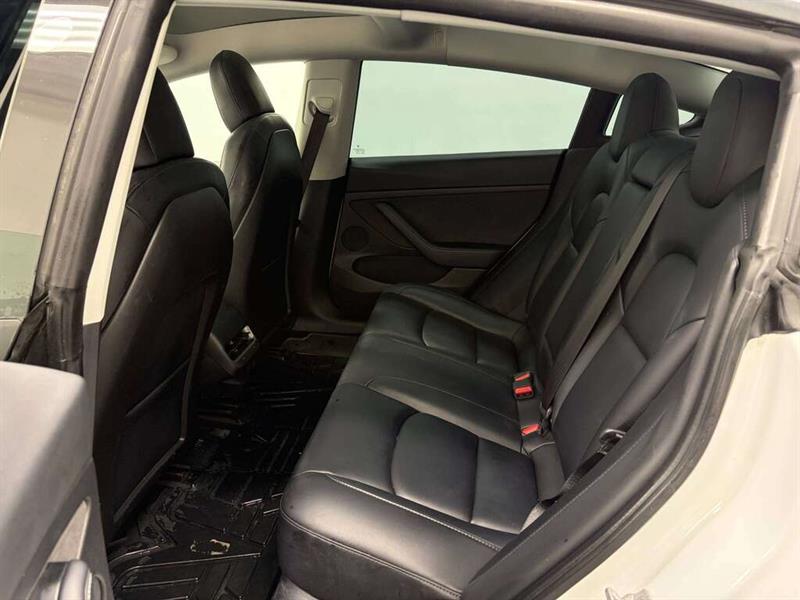 tesla Model 3 2021 - 27
