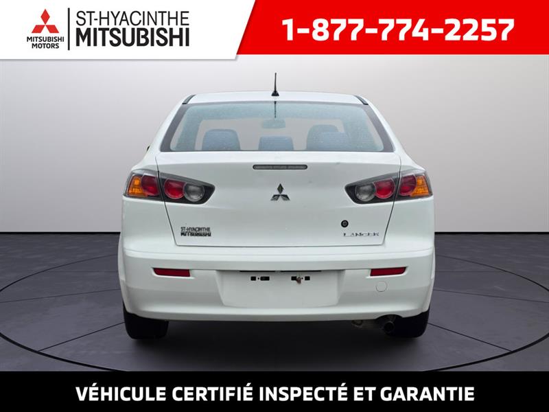 mitsubishi Lancer 2015 - 3