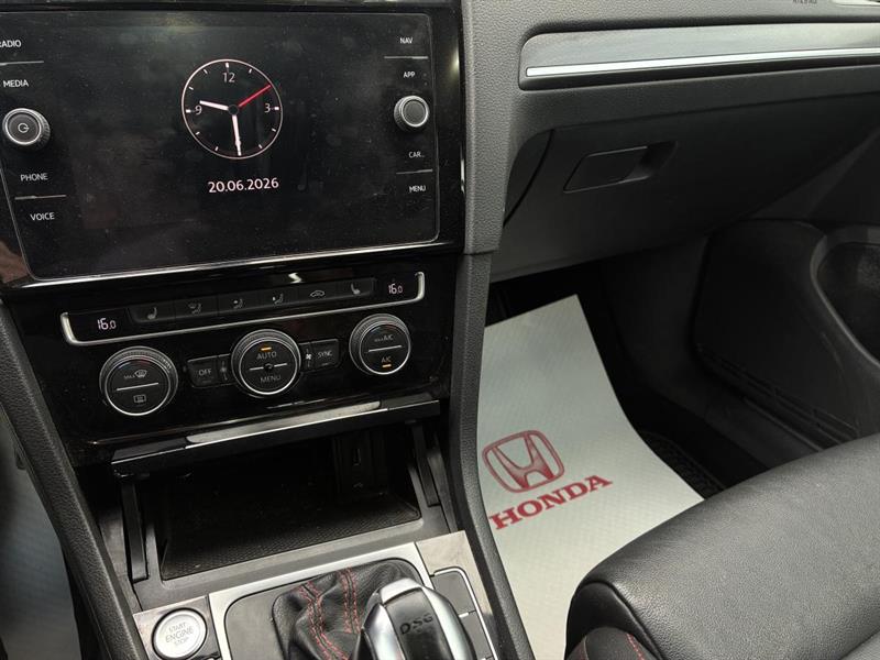 volkswagen Golf GTI 2019 - 21