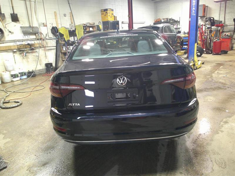 volkswagen Jetta 2019 - 8