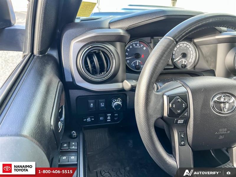 toyota Tacoma 2021 - 17