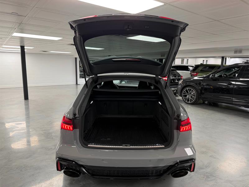 audi RS 6 Avant 2023 - 35