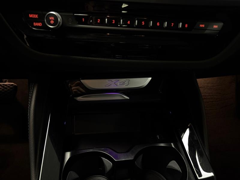 bmw X4 2022 - 26