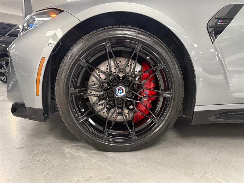 bmw M4 2023 - 11