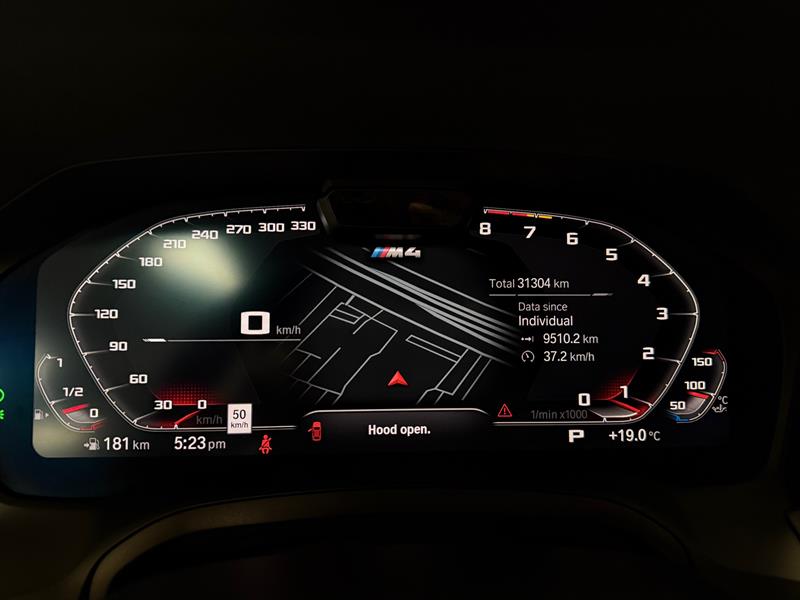 bmw M4 2023 - 31