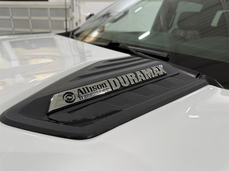 chevrolet Silverado 2500HD 2023 - 25