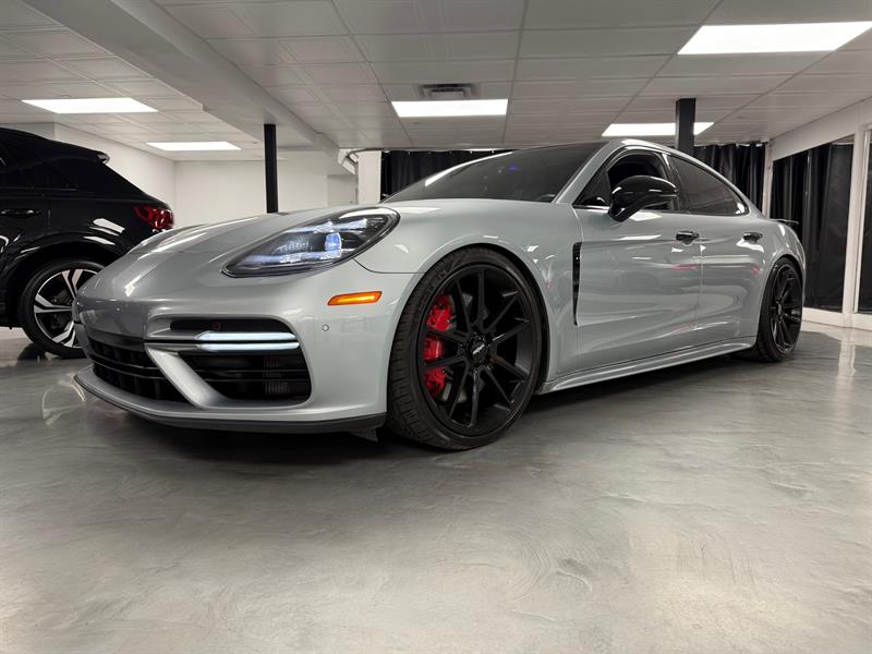 2018 Porsche Panamera