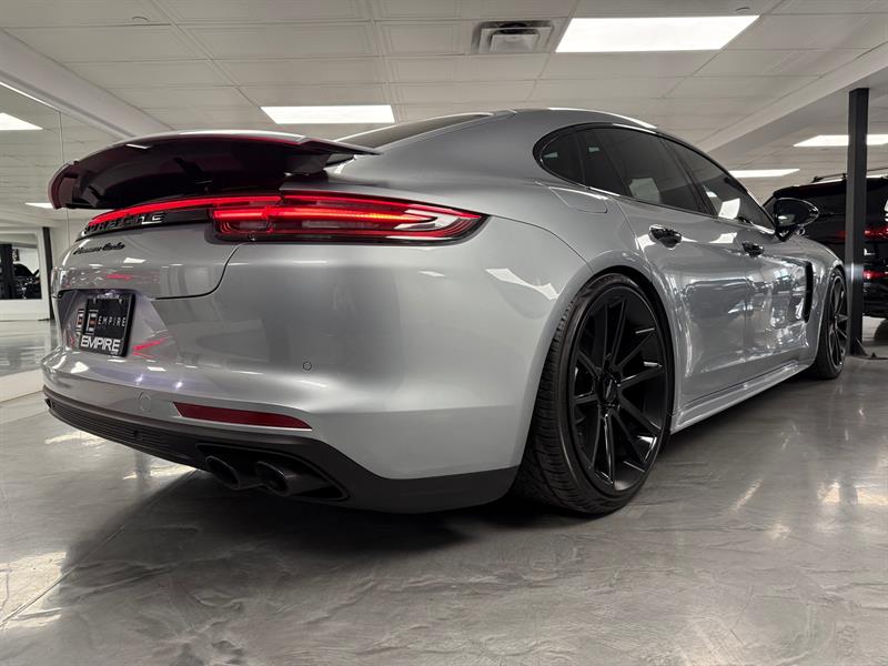 Porsche Panamera 5