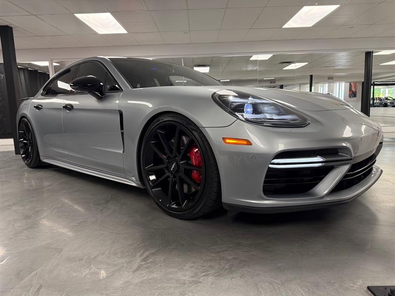 Porsche Panamera 7