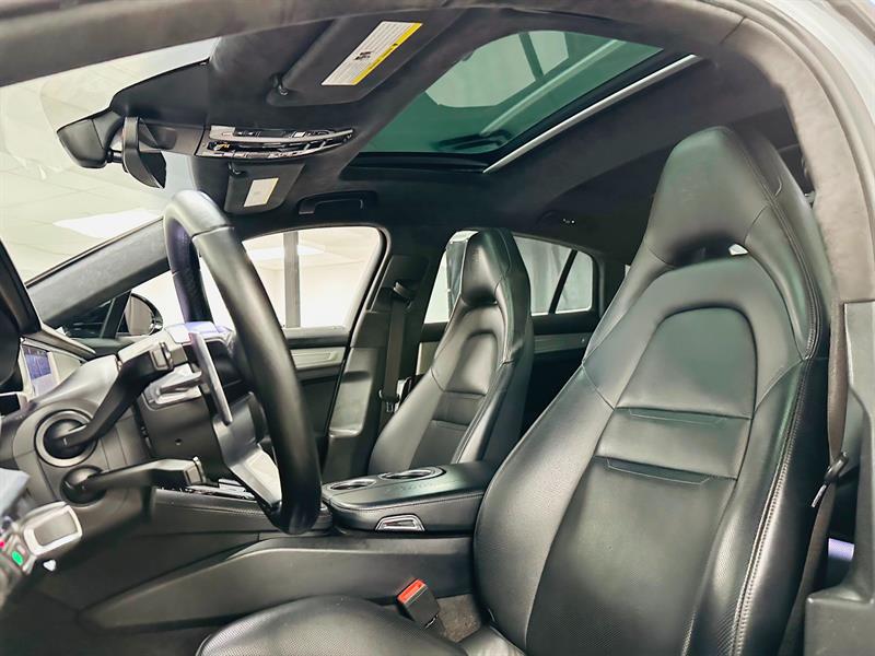 Porsche Panamera 10