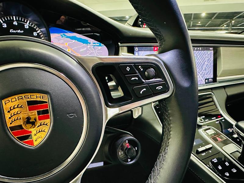 Porsche Panamera 18