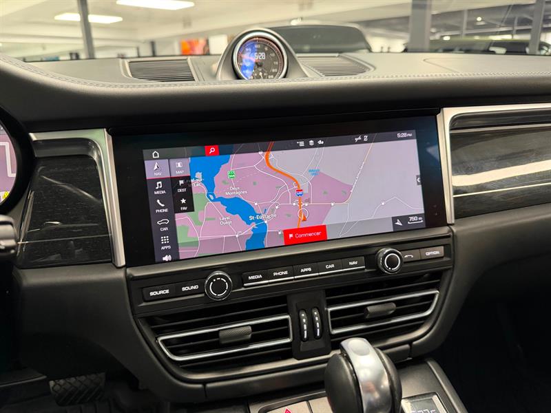 porsche Macan 2021 - 23