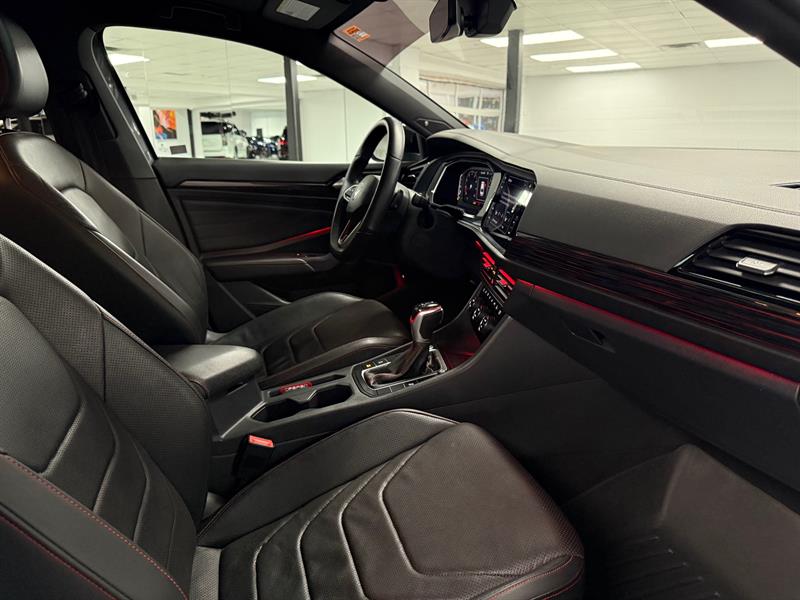 volkswagen Jetta GLI 2022 - 17