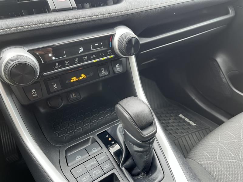 toyota RAV4 2023 - 8