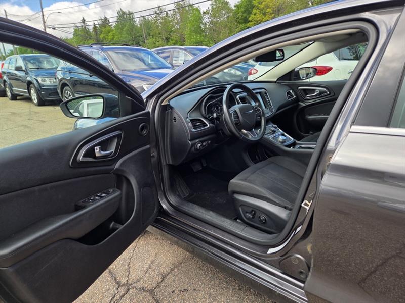 chrysler 200 2016 - 10