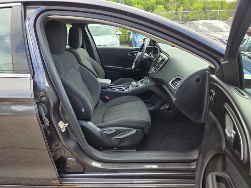 chrysler 200 2016 - 17