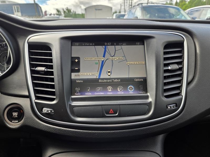 chrysler 200 2016 - 30