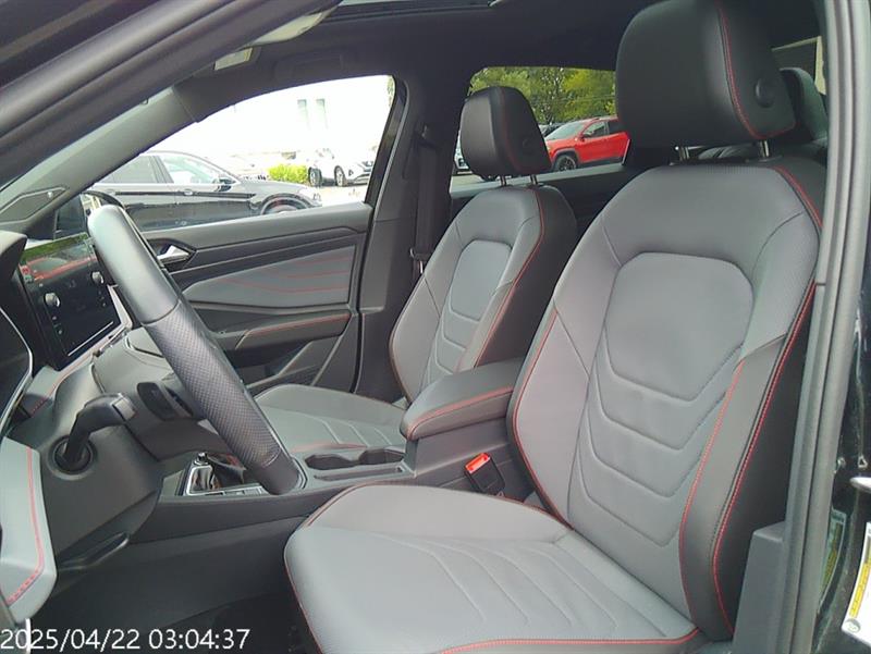 volkswagen Jetta GLI 2025 - 16