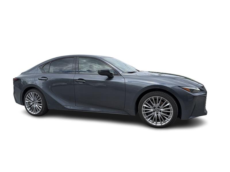 lexus IS 300 2025 - 17