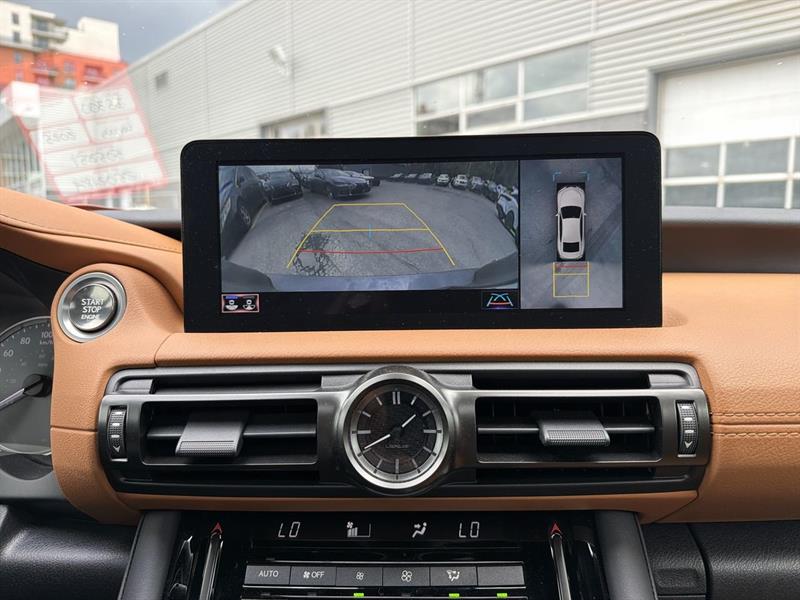 lexus IS 300 2025 - 25