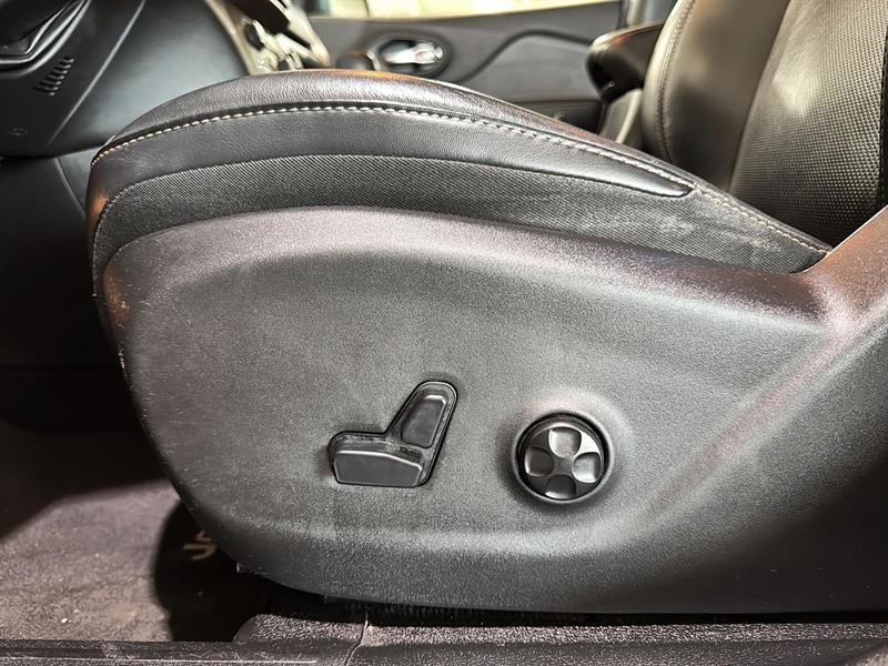 jeep Cherokee 2016 - 15