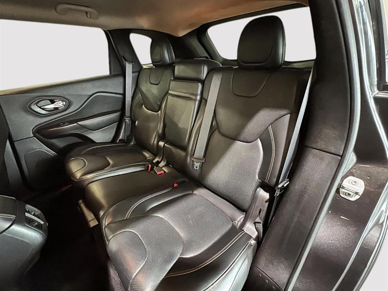 jeep Cherokee 2016 - 16