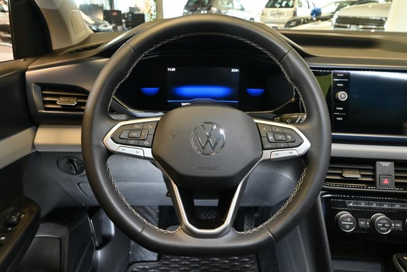 2022 Volkswagen Taos - Image 19