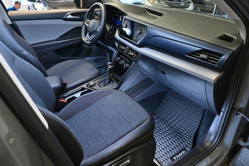 2022 Volkswagen Taos - Image 32