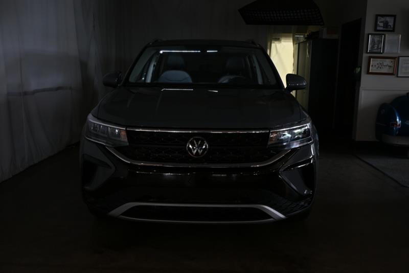 2022 Volkswagen Taos - Image 35