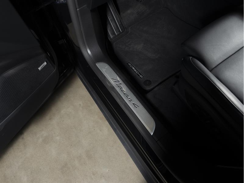 porsche Macan 2025 - 26