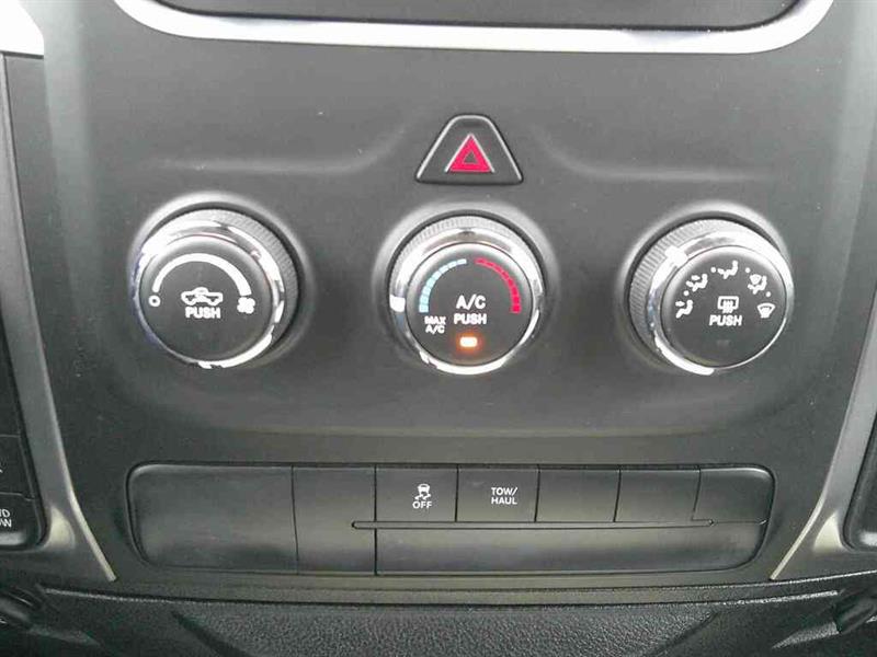 ram 1500 Classic 2023 - 17