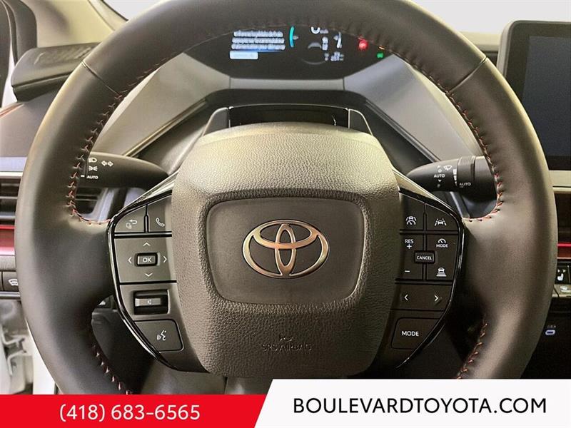 toyota Prius Plug-In Hybrid 2025 - 12