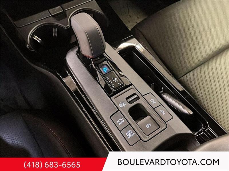 toyota Prius Plug-In Hybrid 2025 - 17