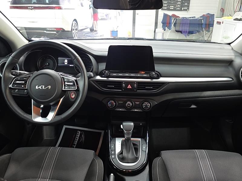 kia Forte 2024 - 9