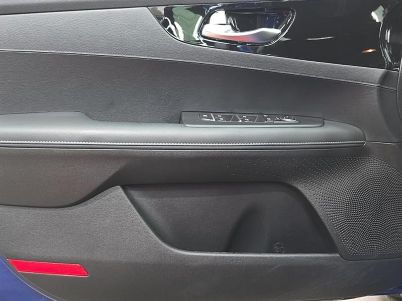 kia Forte 2024 - 10