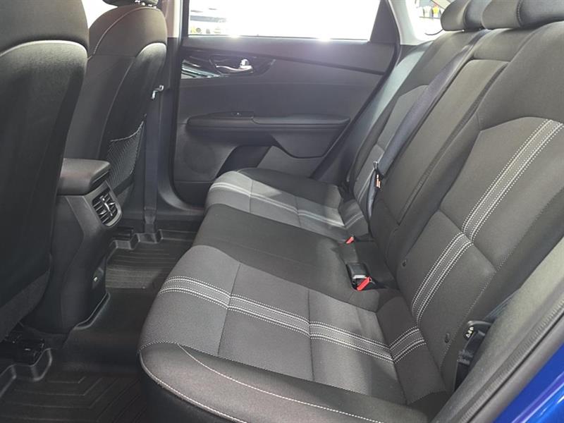 kia Forte 2024 - 14