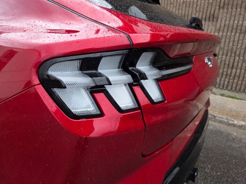 ford Mustang Mach-E 2024 - 11