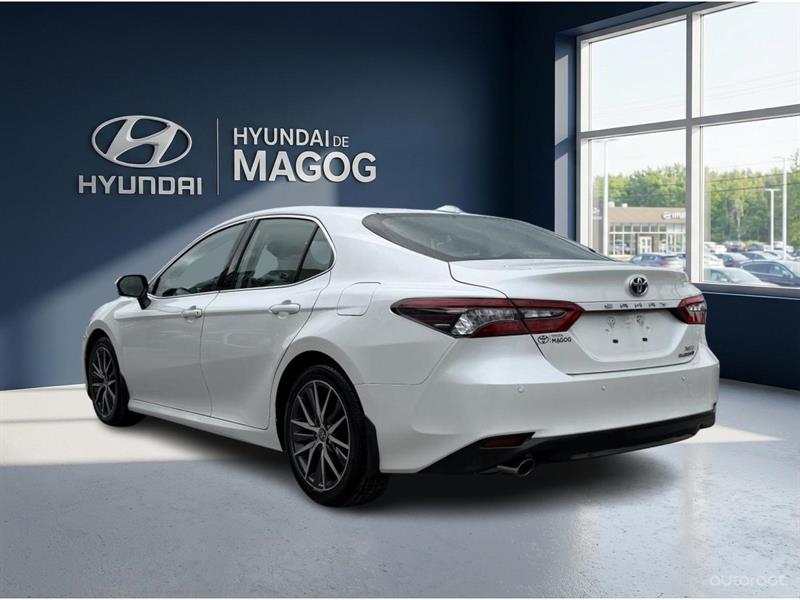 toyota Camry 2022 - 3