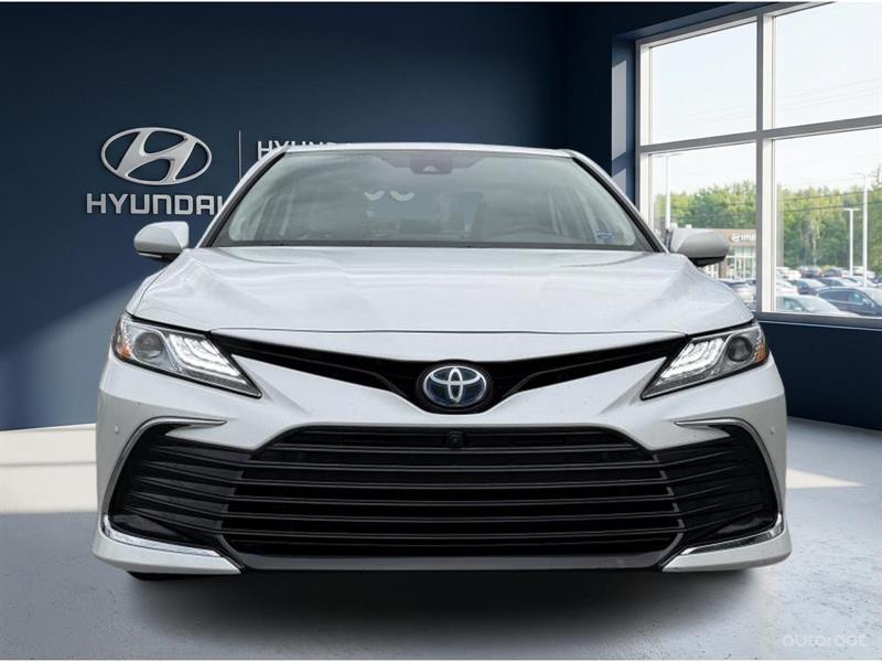 toyota Camry 2022 - 8